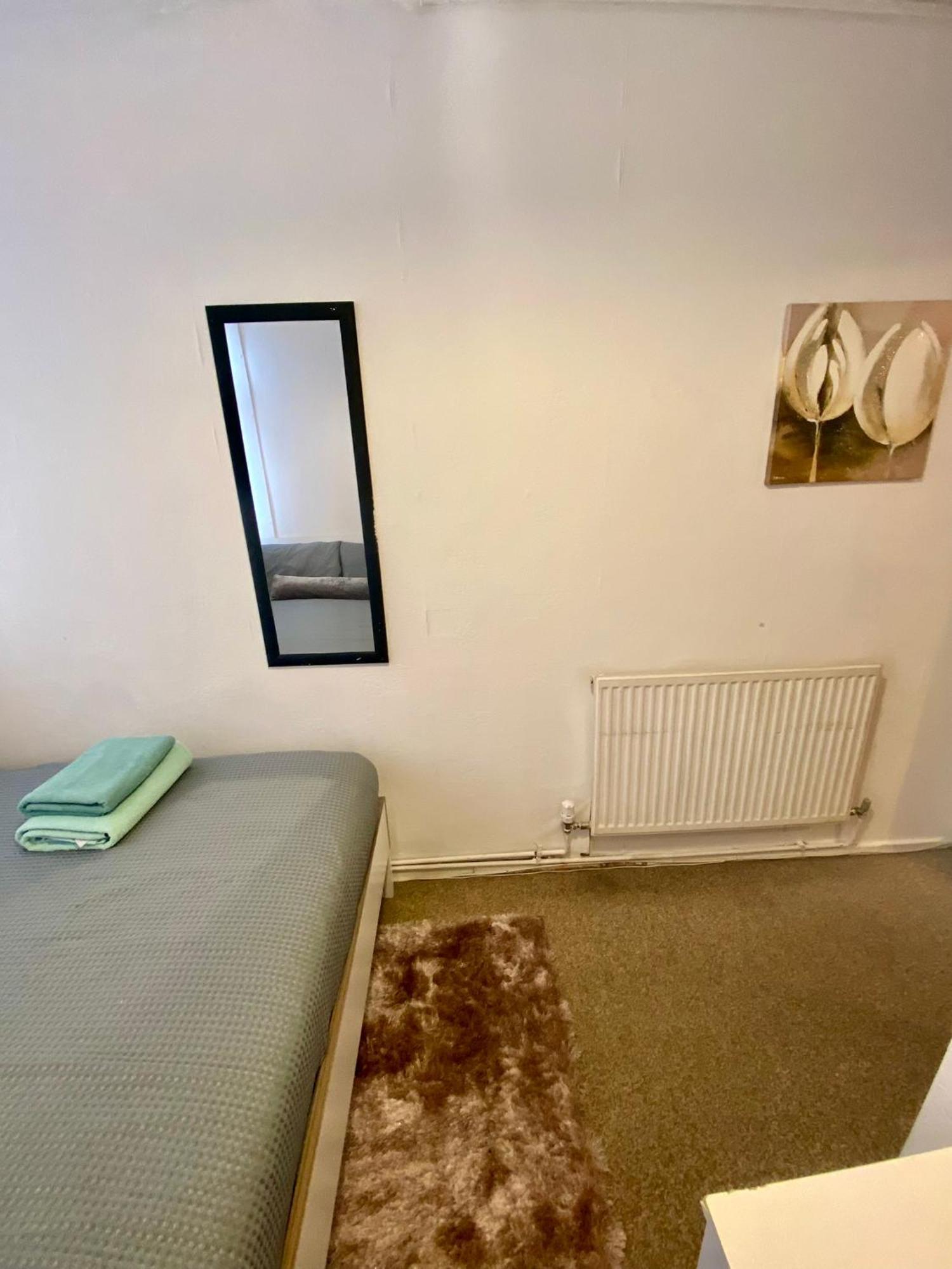 Cosy 3 Bed Apt, Old Truman Brewery! Brick Lane, London, E1 Luaran gambar